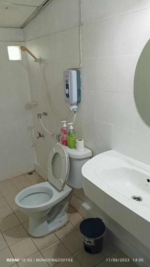 Chanmuang Guesthouse メーホンソン エクステリア 写真