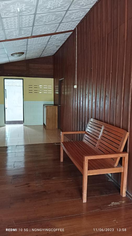 Chanmuang Guesthouse メーホンソン エクステリア 写真